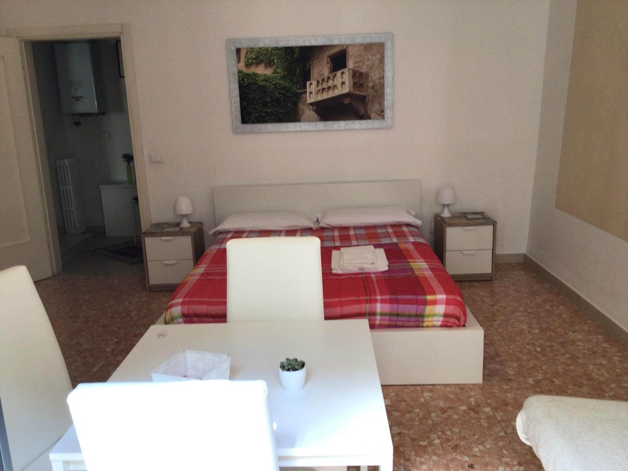 A Due Passi Da Giulietta-Casa Capuleti Apartment - Verona — Foto 2
