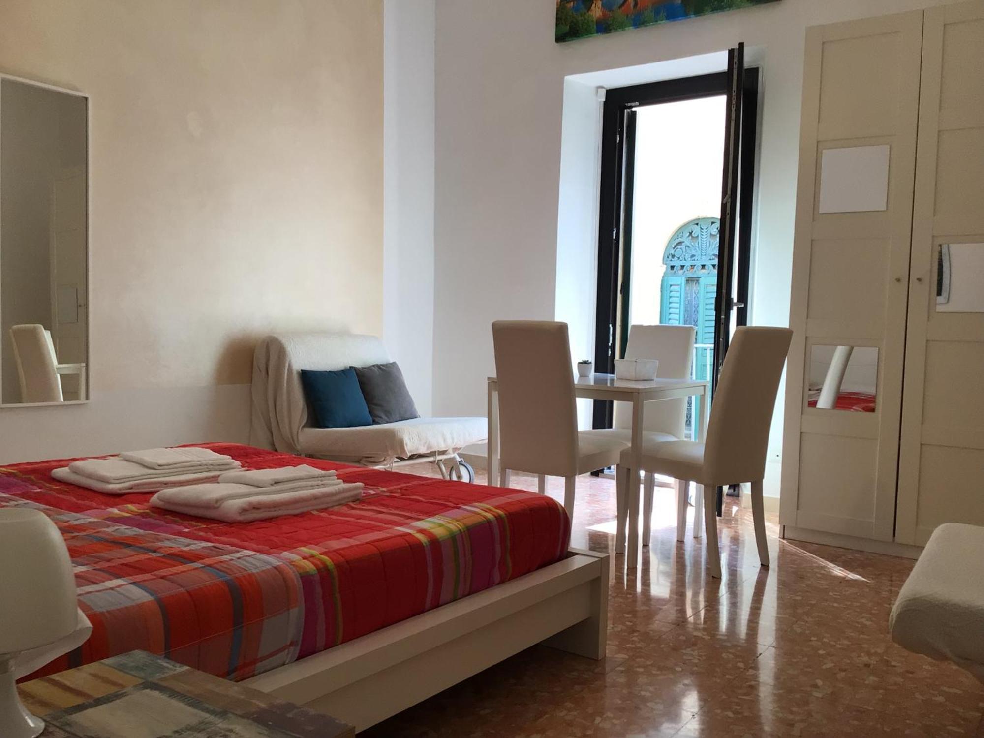 A Due Passi Da Giulietta-Casa Capuleti Apartment - Verona, Verona